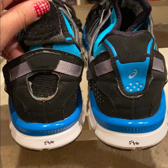 Brand New Asics running shoe - Picture 4 of 7